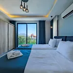 Villa Lotus/ Oeluedeniz Isitmali Kapali Havuzlu *
