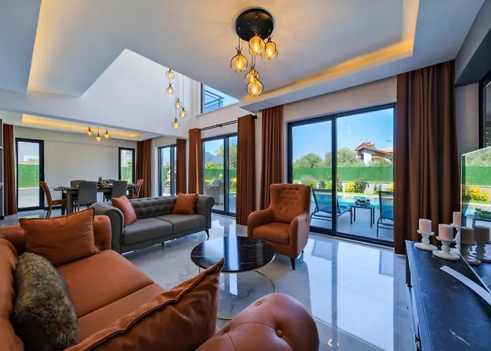 Villa Lotus/ Oeluedeniz Isitmali Kapali Havuzlu *