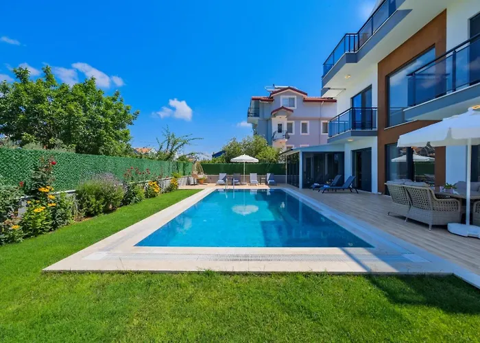 Villa Lotus/ Oeluedeniz Isitmali Kapali Havuzlu *